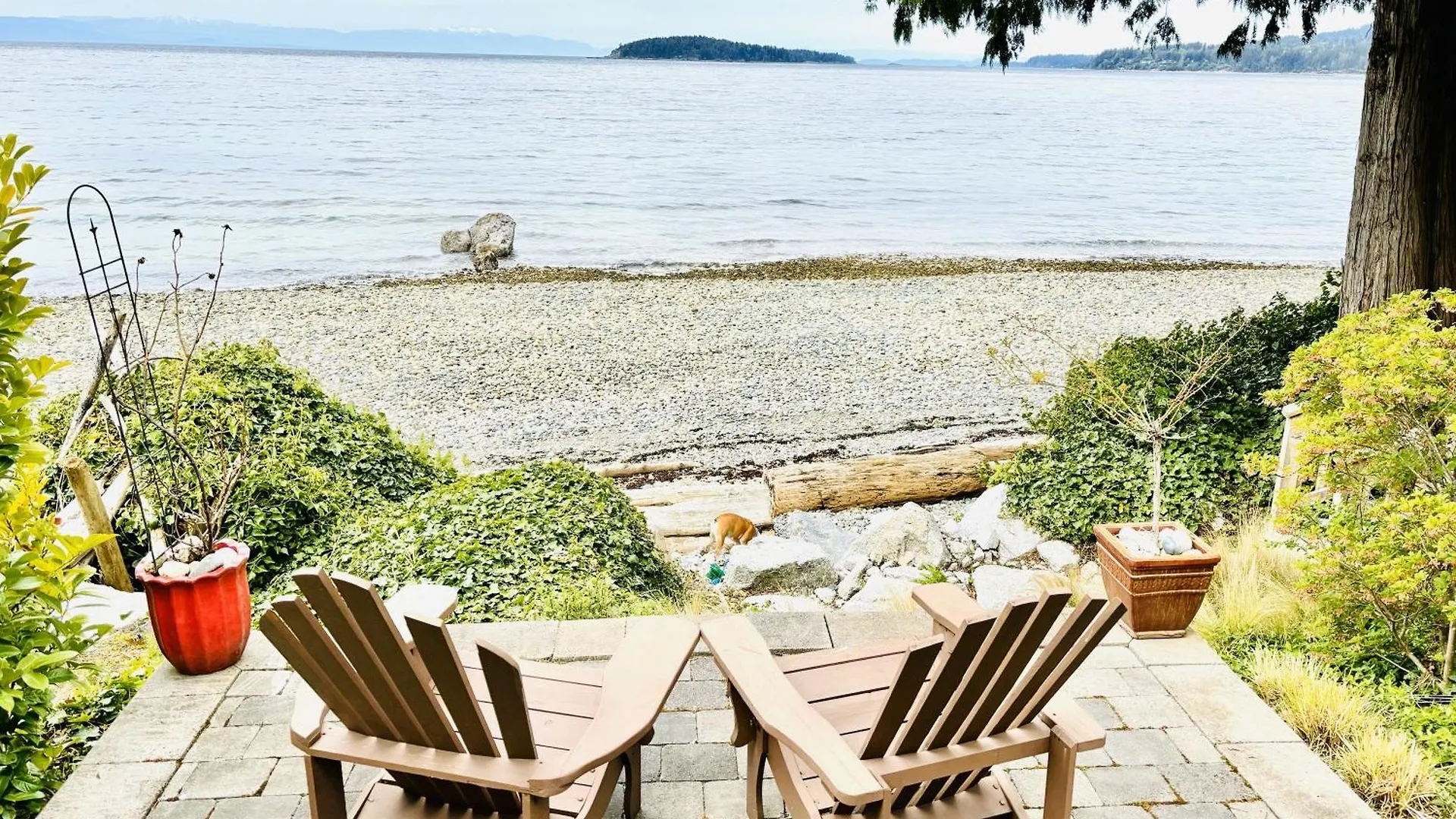 Sea To Sky Loft Apartment Sechelt Canada